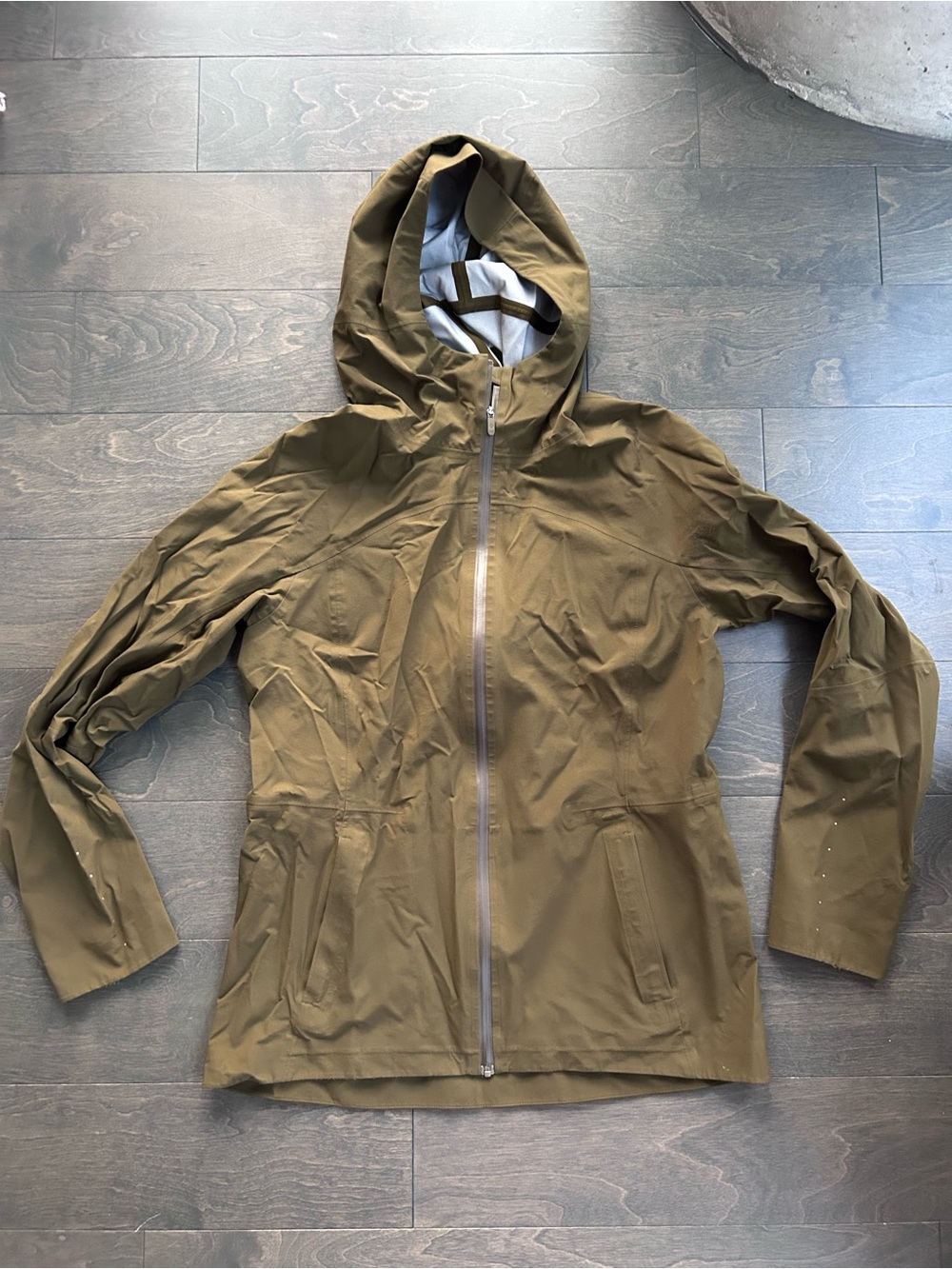Women’s Lululemon Rain Jacket Size 8